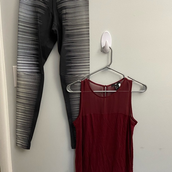 Sizes range from xs to medium. Brands: garage, forever21, urban outfitters. - Picture 12 of 14